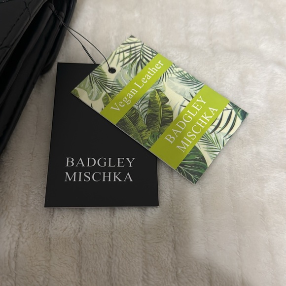 Badgley Mischka Black Diamond Quilted Crossbody - Picture 8 of 9